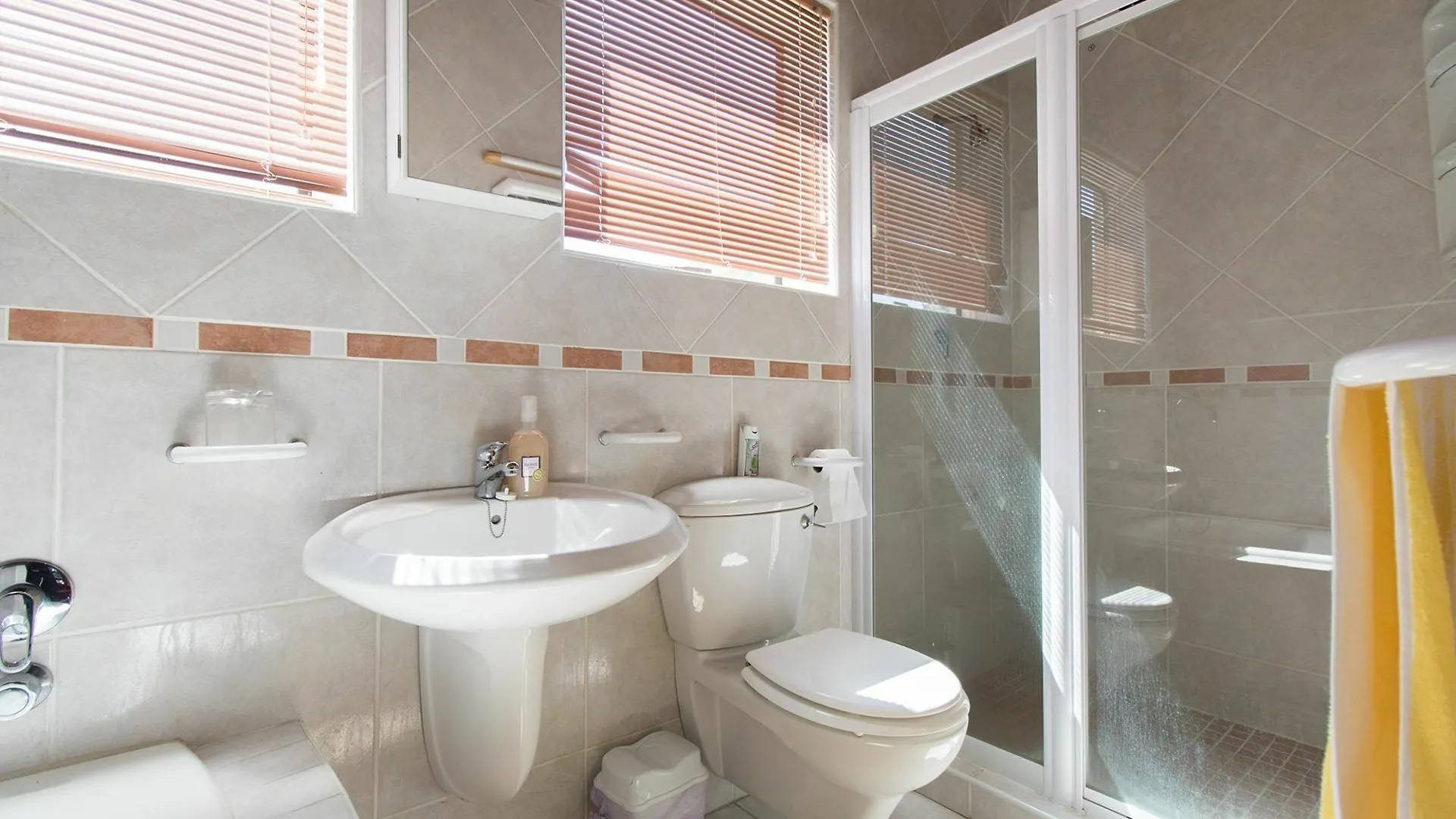 Clivia House Apartment Gordons Bay